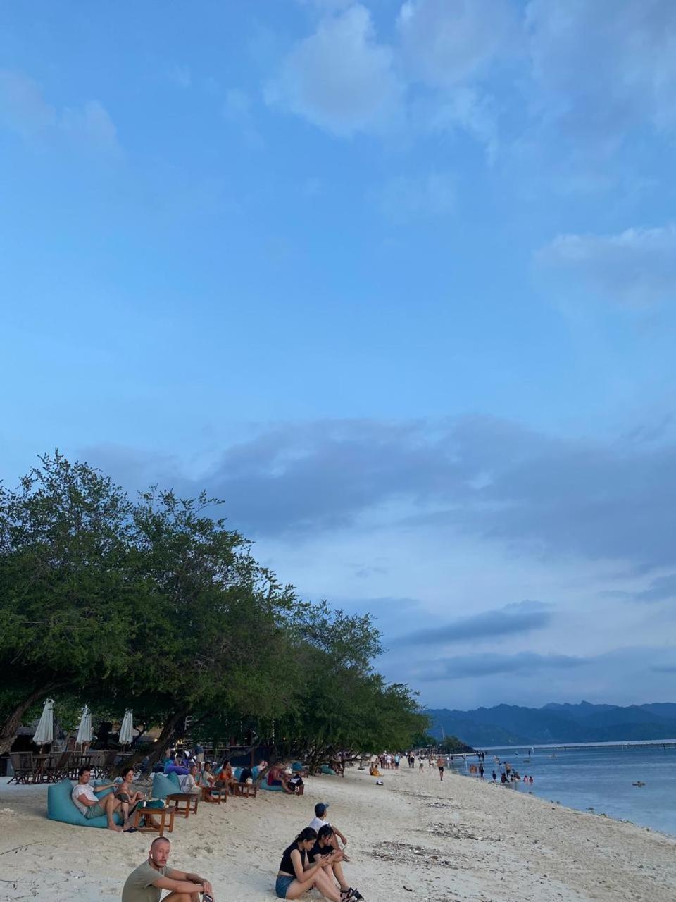 Q'Pelagos Sunset Bungalow Gili Trawangan Zewnętrze zdjęcie