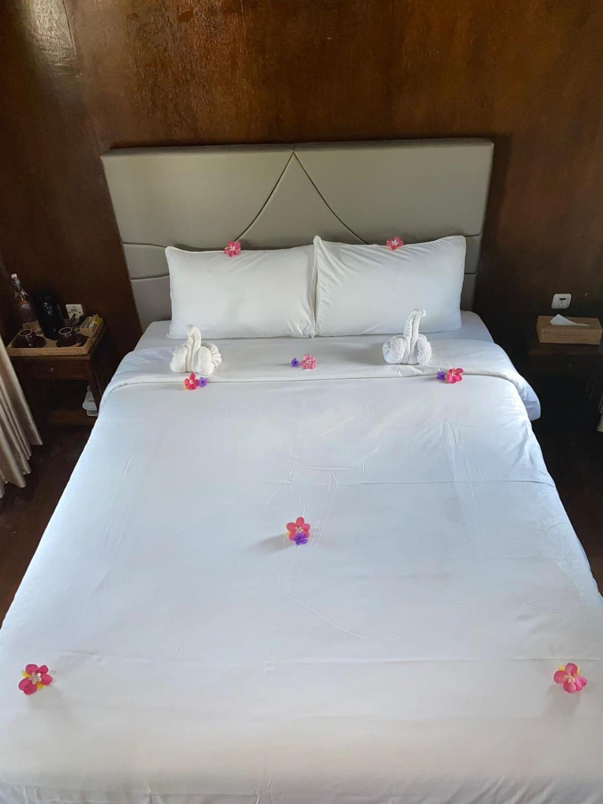 Q'Pelagos Sunset Bungalow Gili Trawangan Zewnętrze zdjęcie