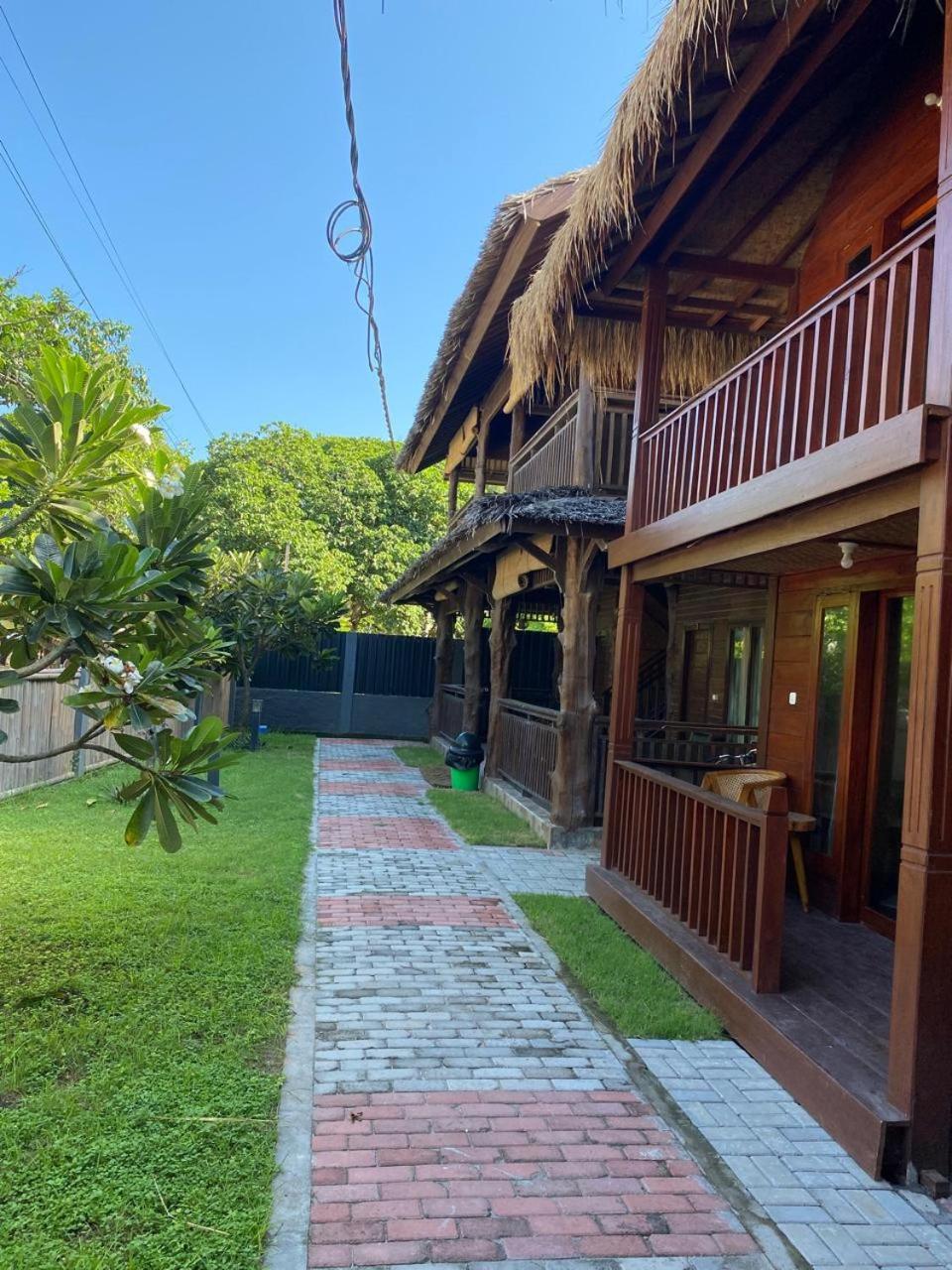 Q'Pelagos Sunset Bungalow Gili Trawangan Zewnętrze zdjęcie